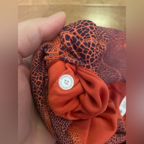 Lululemon Women's Wunder Train High Rise Crop Leggings rate color size 12 - Picture 4 of 4